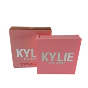 KYLIE- Pressed Bronzing Powder 600 Almond