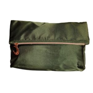 IPSY- Cosmetiquera Tela Verde Mediana